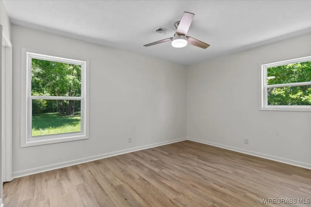 302 Robin Lane Enterprise AL 36330