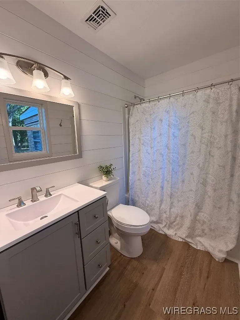 302 Robin Lane Enterprise AL 36330