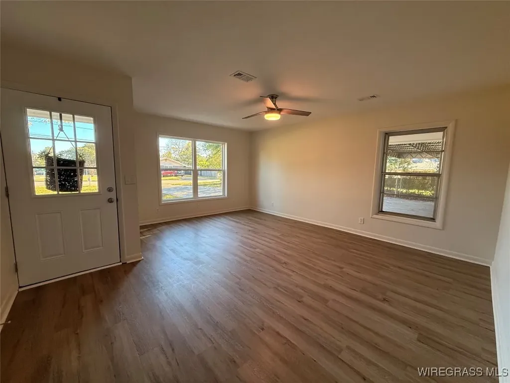 302 Robin Lane Enterprise AL 36330