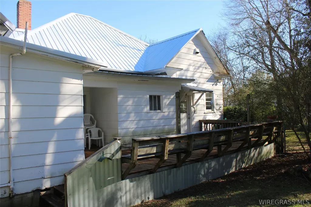 292 S Broad Street Newville AL 36353