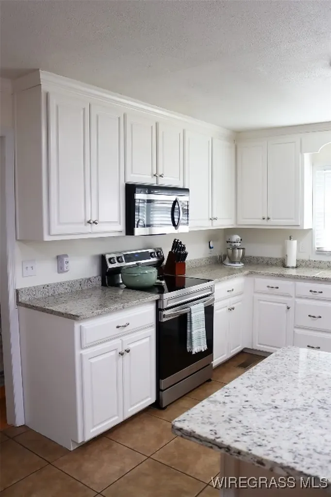 107 Hillcrest Loop Enterprise AL 36330