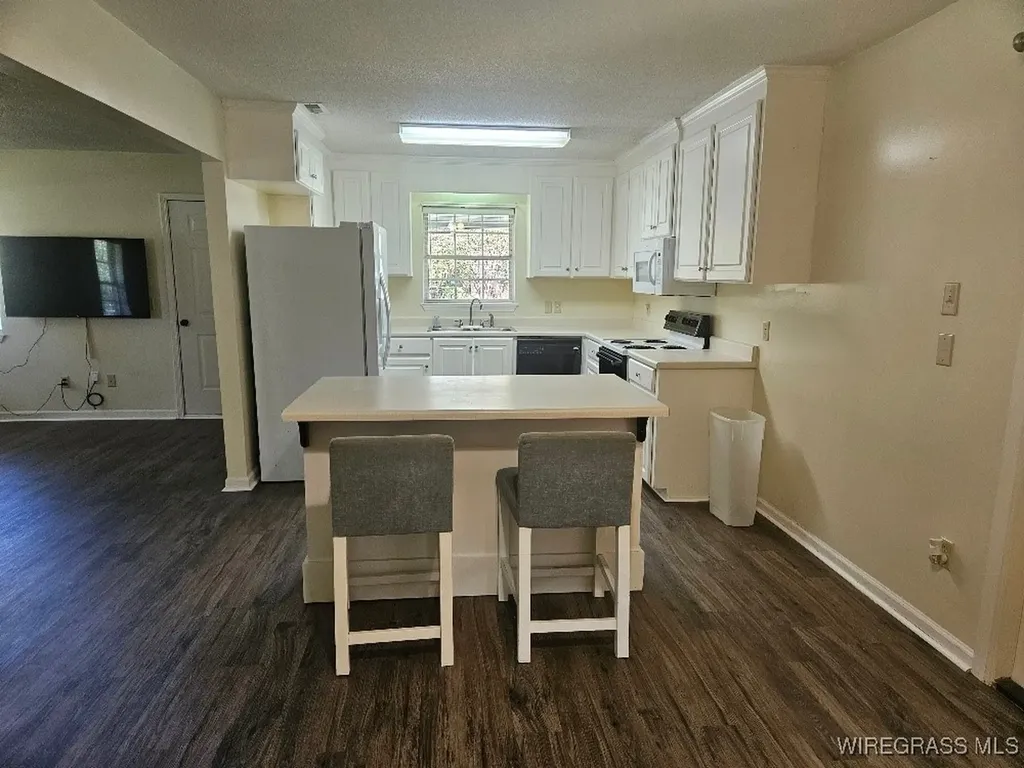 2500 Rosebush Road Dothan AL 36303