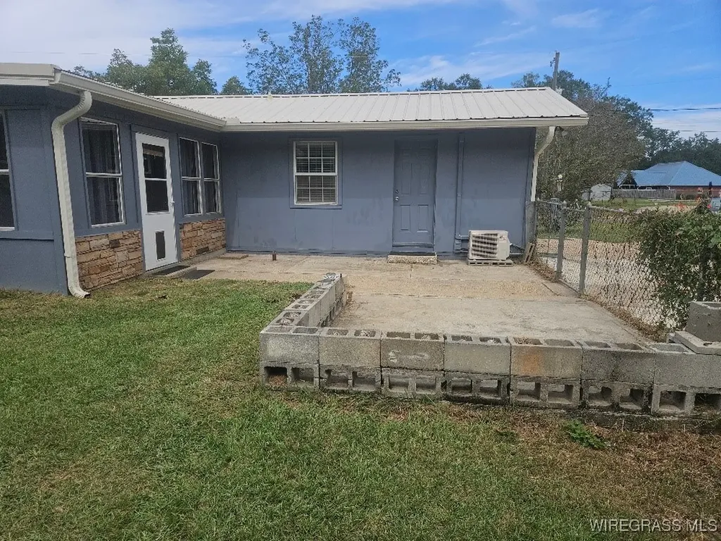 2500 Rosebush Road Dothan AL 36303