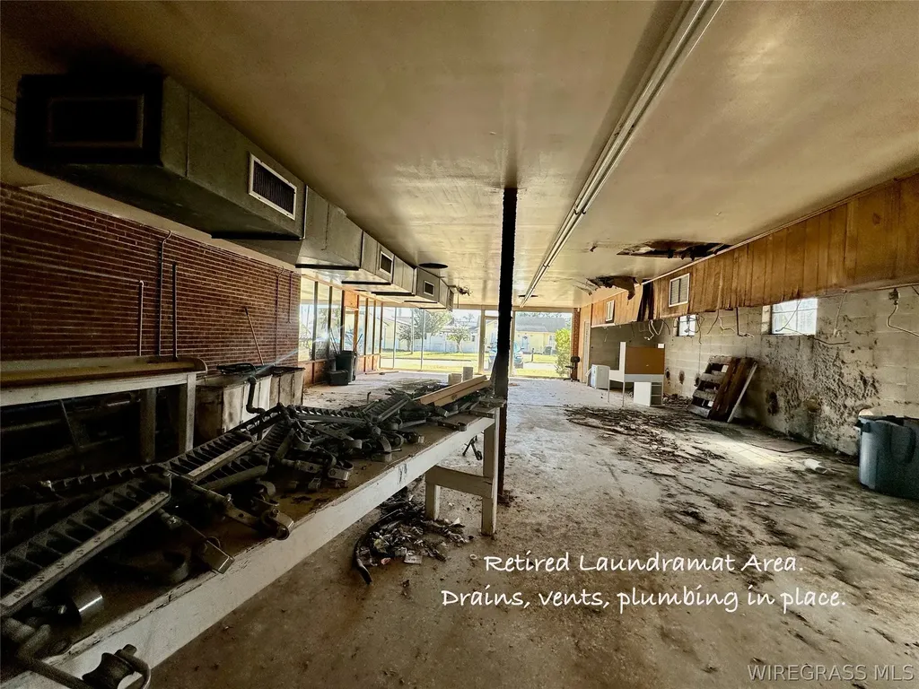 300 W Lee Street Enterprise AL 36330