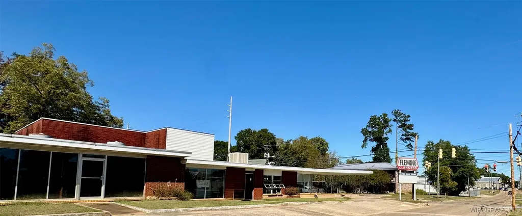 300 W Lee Street Enterprise AL 36330