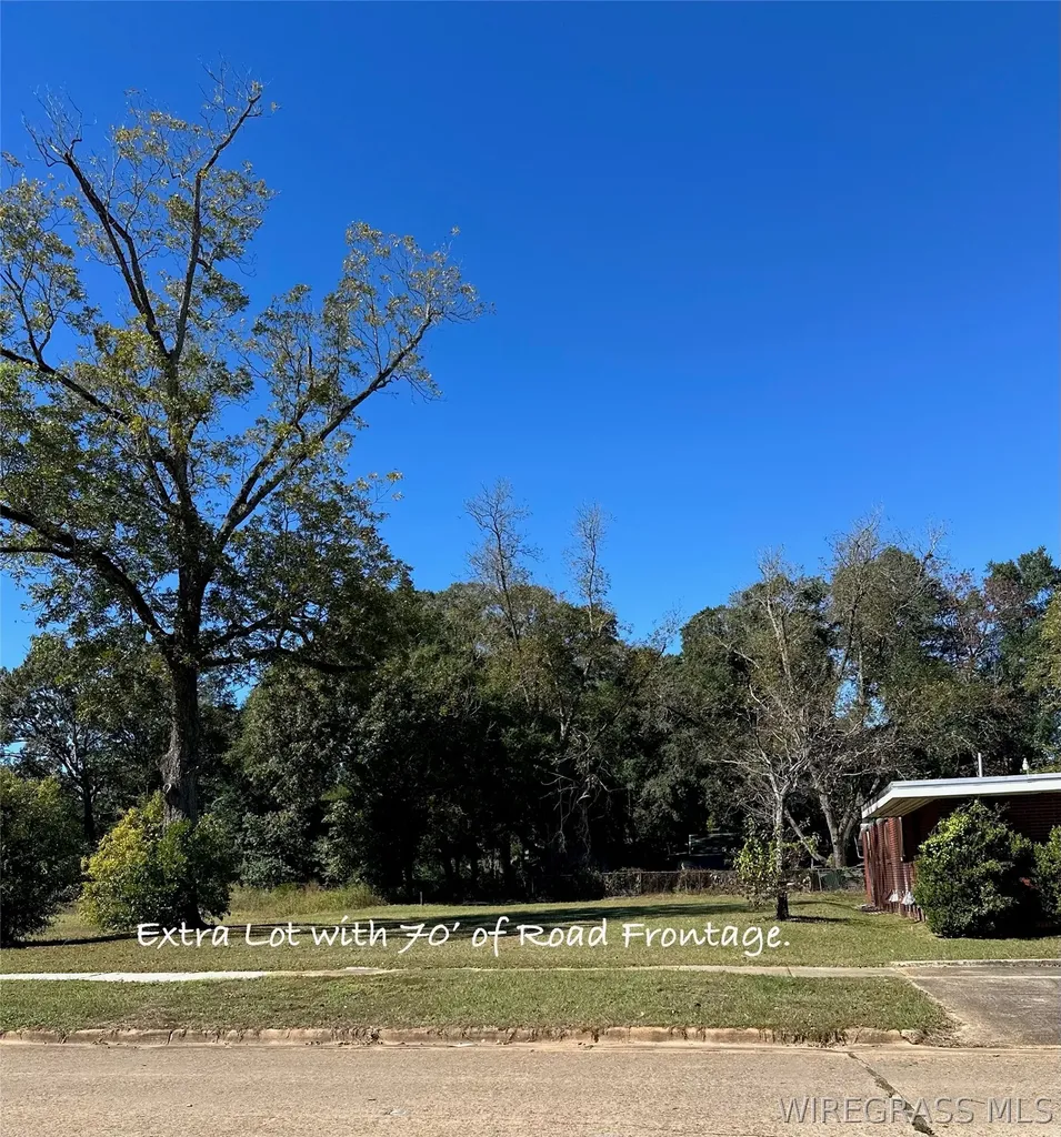 300 W Lee Street Enterprise AL 36330