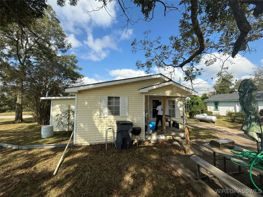 496 N Broad Street Newville AL 36353