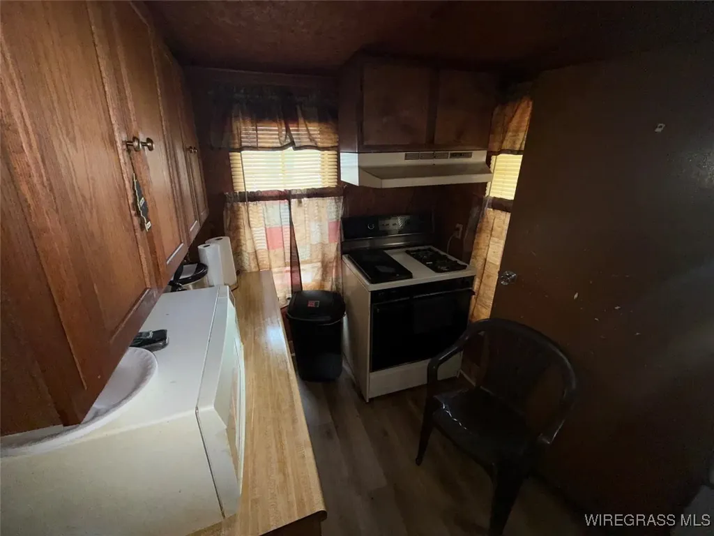 496 N Broad Street Newville AL 36353