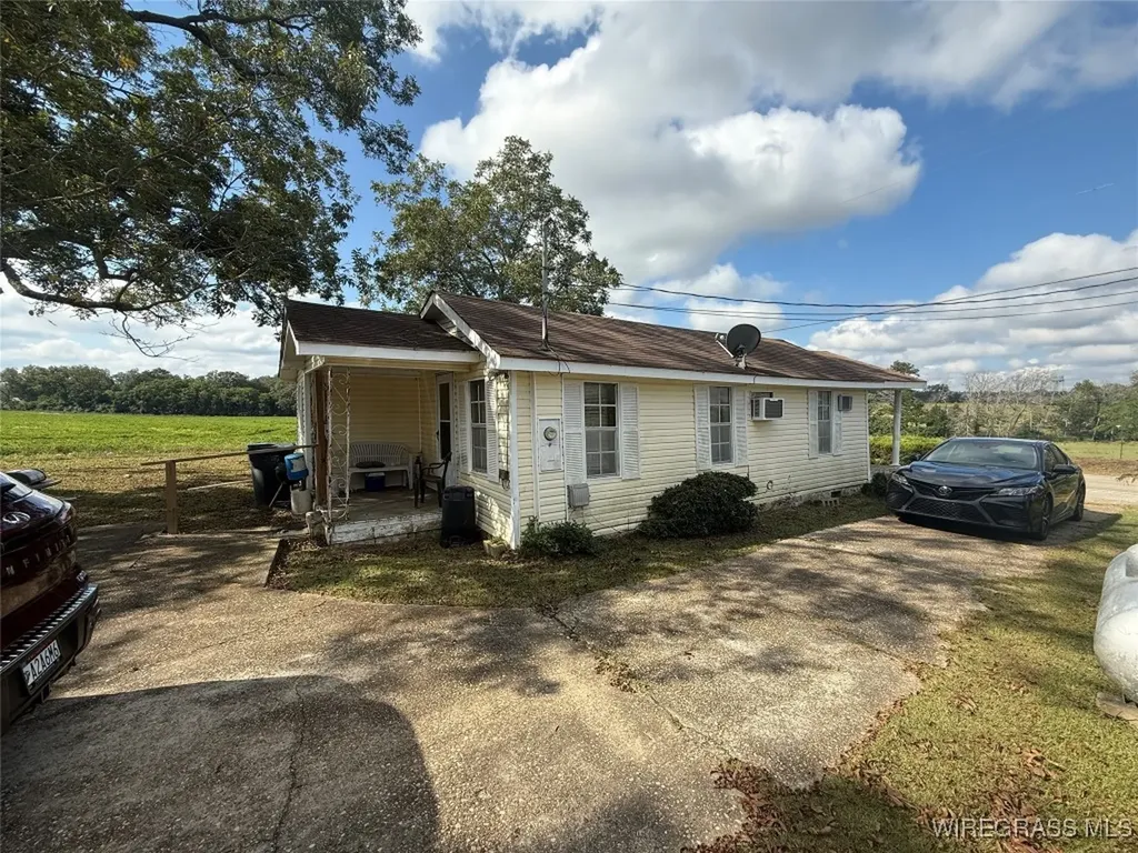 496 N Broad Street Newville AL 36353