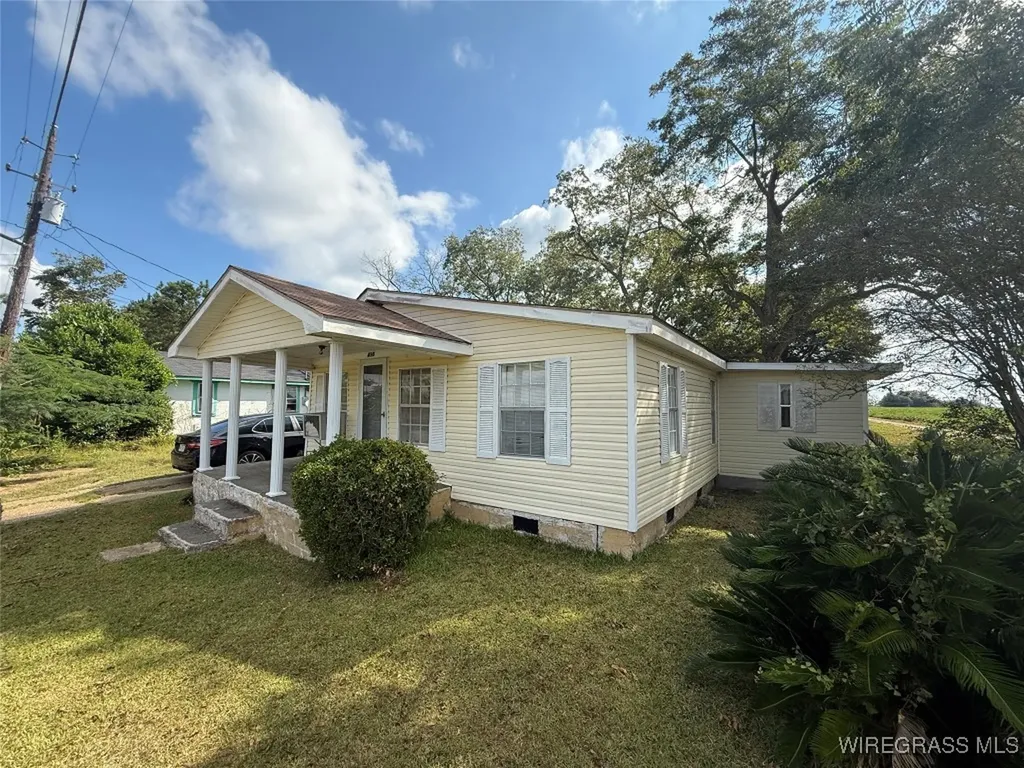 496 N Broad Street Newville AL 36353