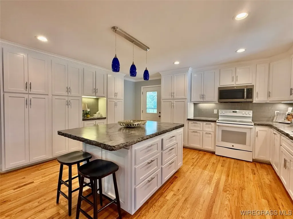 2070 Geneva Highway Enterprise AL 36330