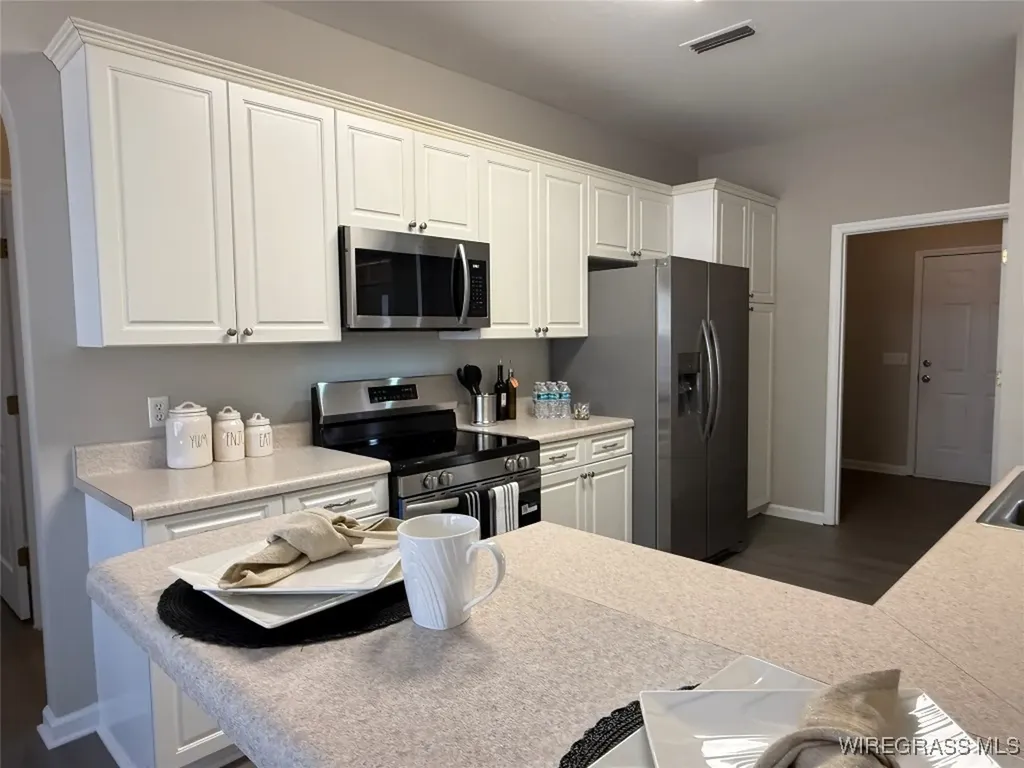 2827 Sparrow Way Enterprise AL 36330