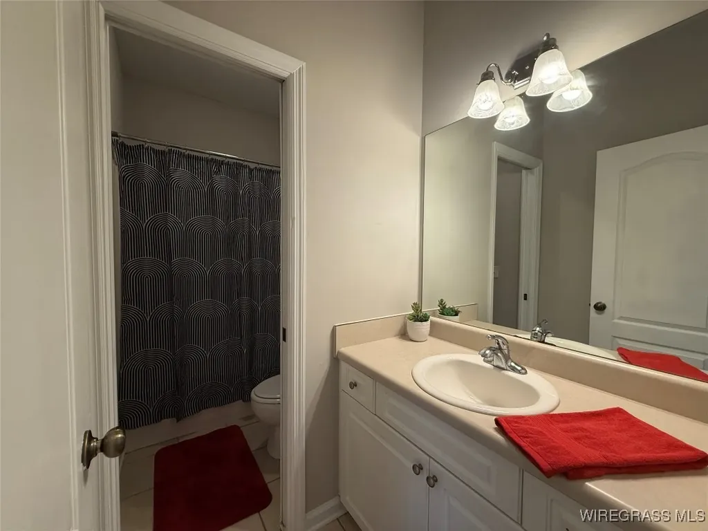 2827 Sparrow Way Enterprise AL 36330