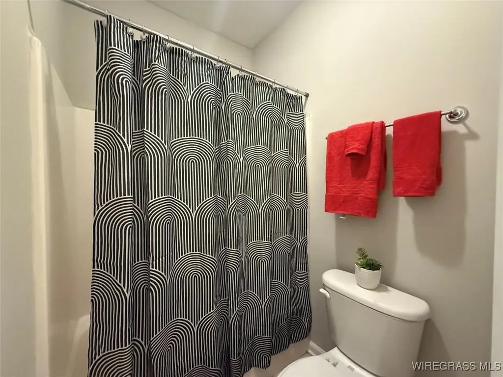 2827 Sparrow Way Enterprise AL 36330