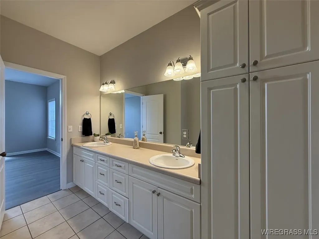 2827 Sparrow Way Enterprise AL 36330