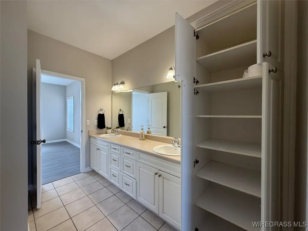 2827 Sparrow Way Enterprise AL 36330