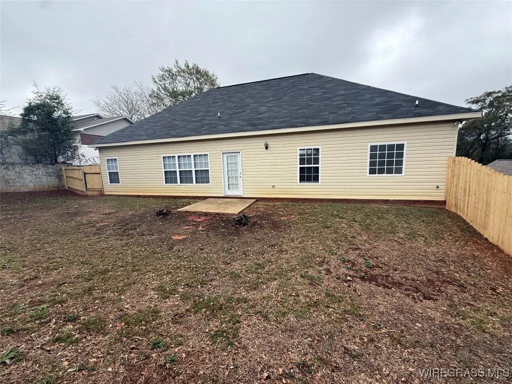 2827 Sparrow Way Enterprise AL 36330