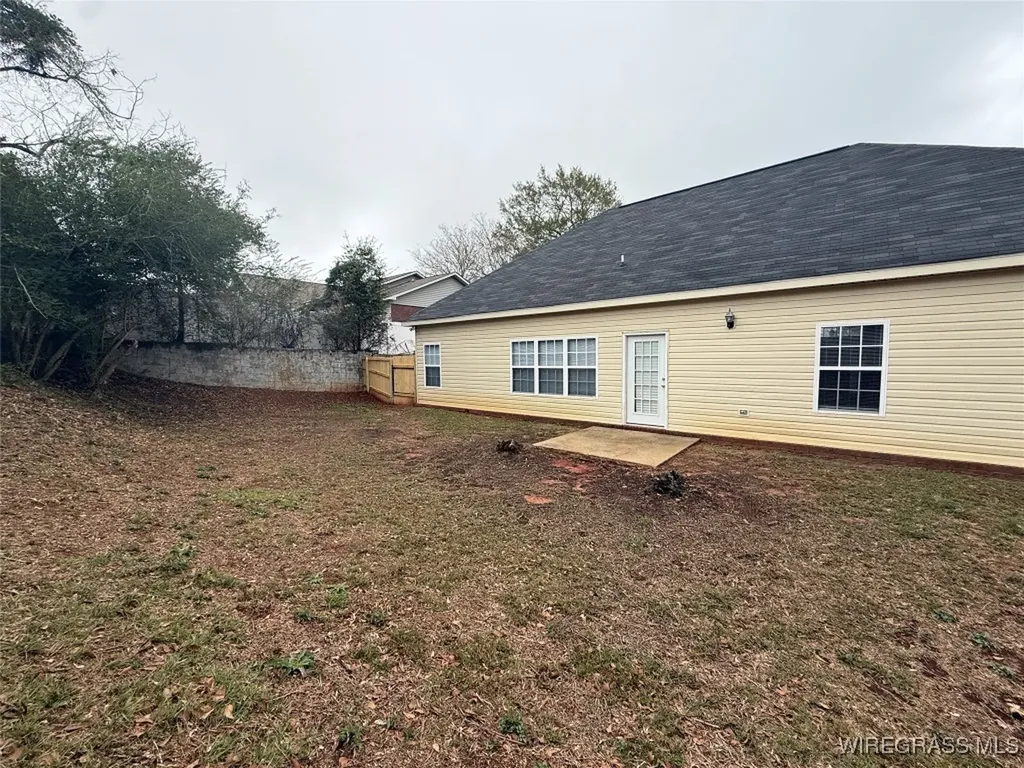 2827 Sparrow Way Enterprise AL 36330