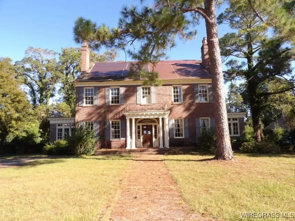 385 E Broad Street Ozark AL 36360