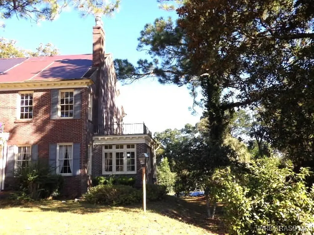 385 E Broad Street Ozark AL 36360