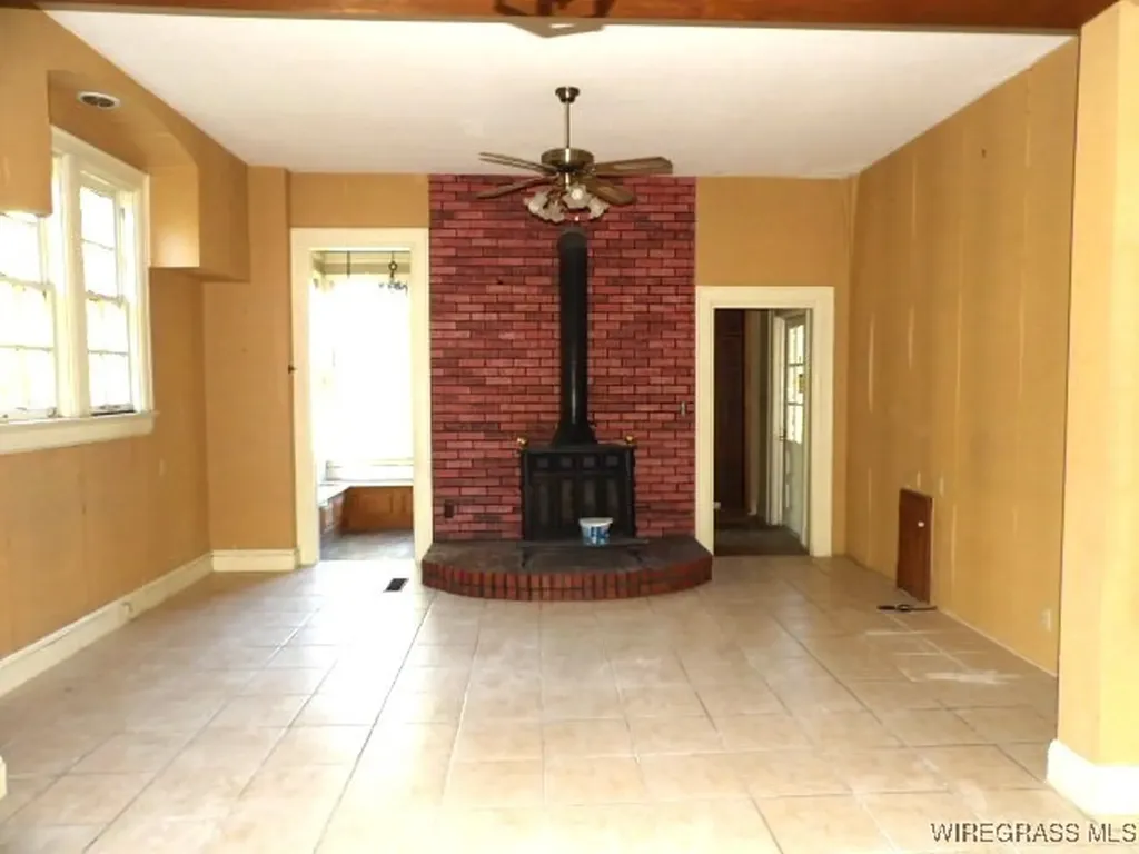 385 E Broad Street Ozark AL 36360