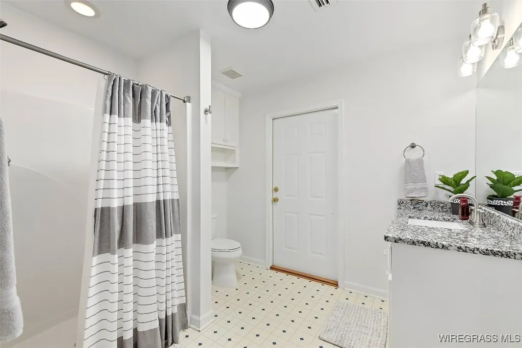 101 E Robertson Court Enterprise AL 36330