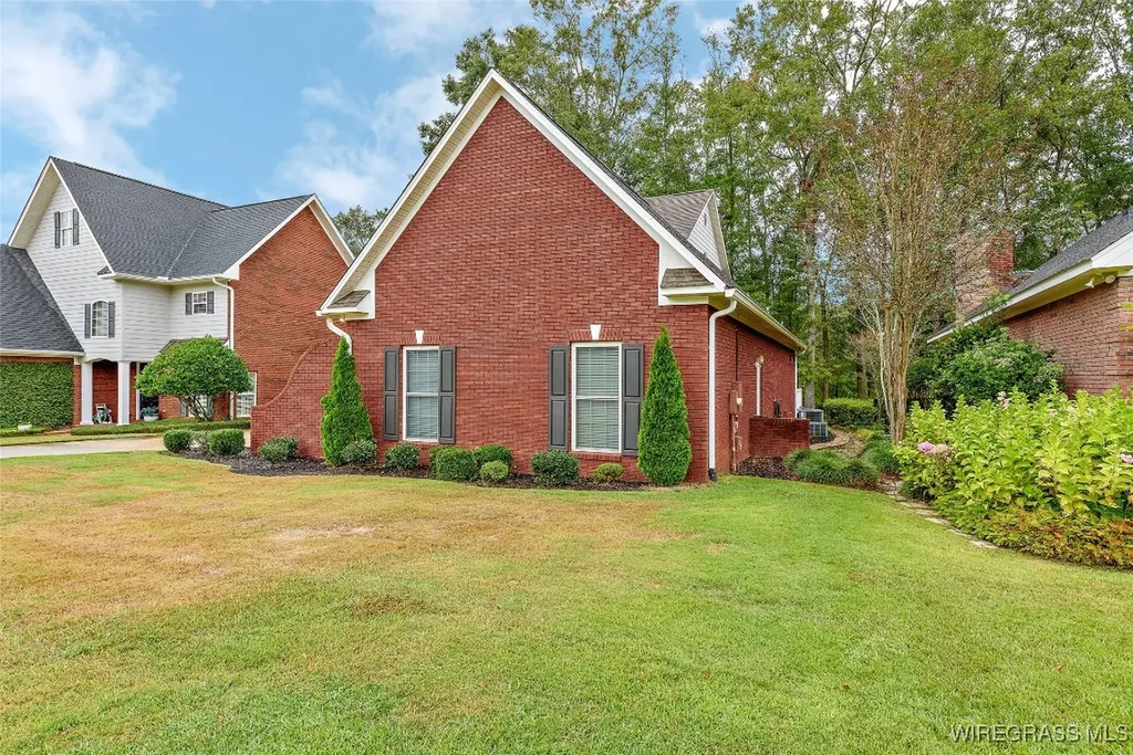 101 E Robertson Court Enterprise AL 36330