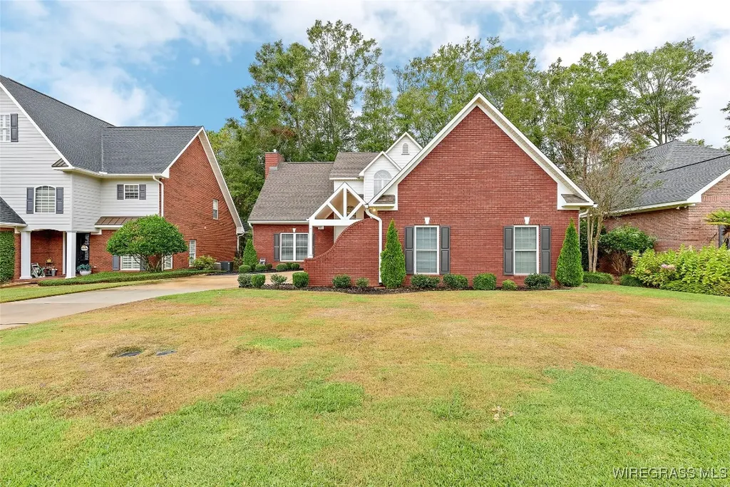 101 E Robertson Court Enterprise AL 36330