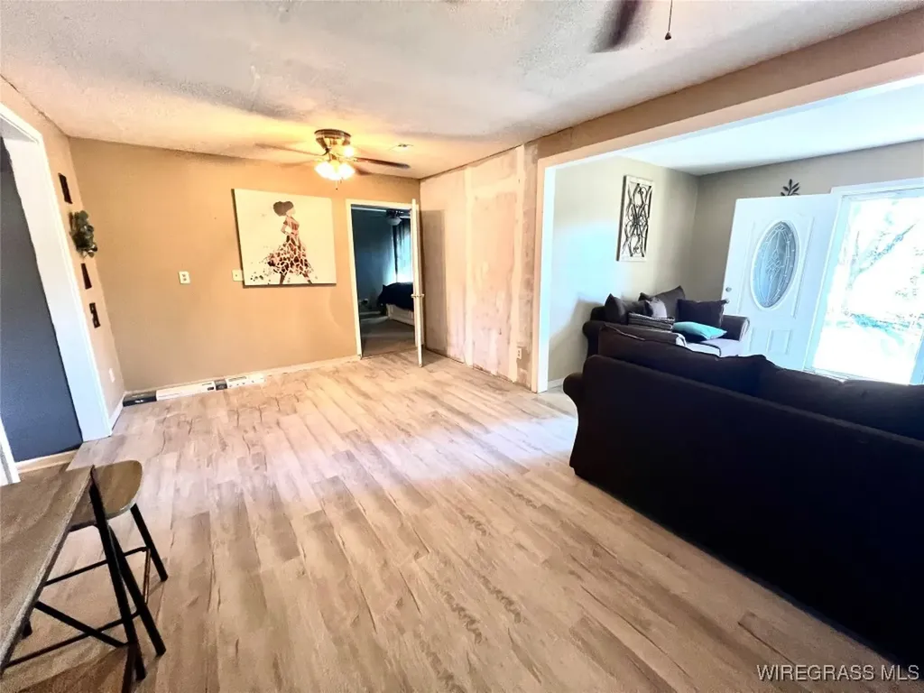 15638 Highway 167 New Brockton AL 36351