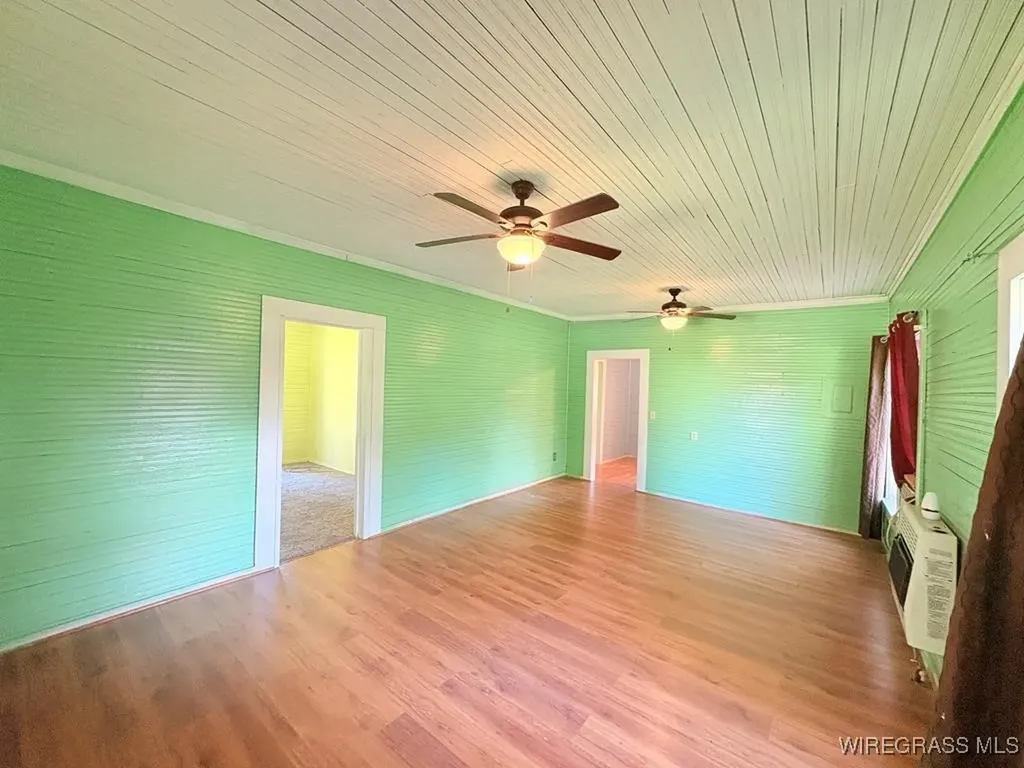 69 Granger Alley Cottonwood AL 36320