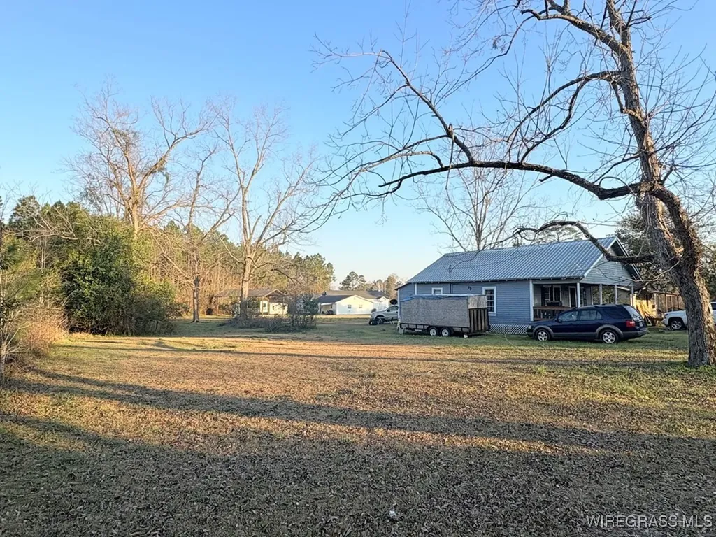 69 Granger Alley Cottonwood AL 36320