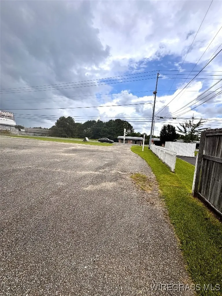 3095 Hartford Highway Dothan AL 36312