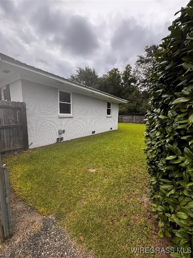 3095 Hartford Highway Dothan AL 36312