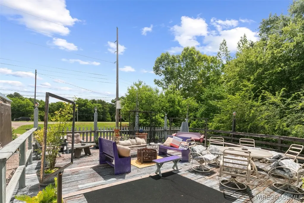 2563 Ross Clark Circle Dothan AL 36301