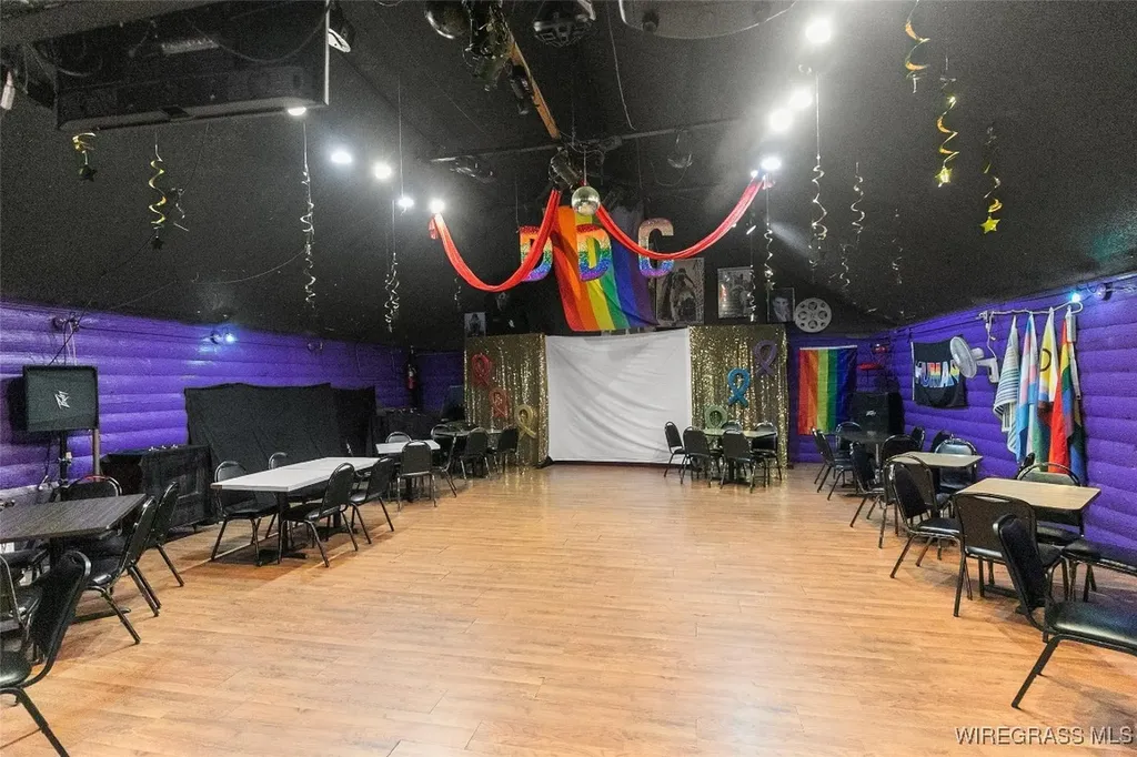 2563 Ross Clark Circle Dothan AL 36301