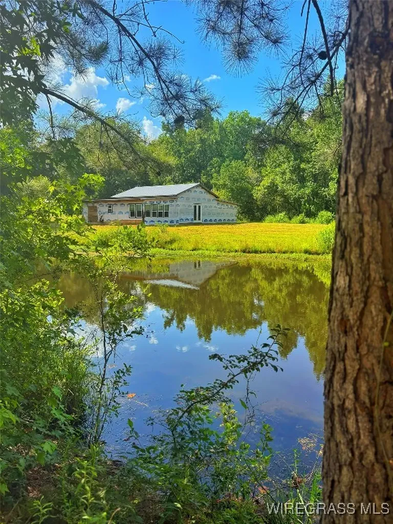 19106 Haggarty Farm Lane Andalusia AL 36421