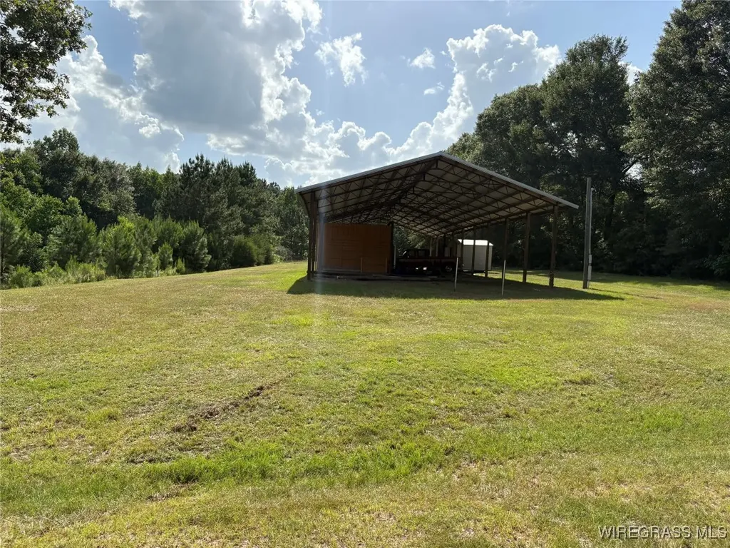 19106 Haggarty Farm Lane Andalusia AL 36421