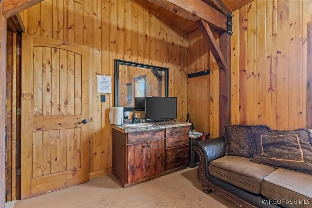 9 County Road 517 Elba AL 36323