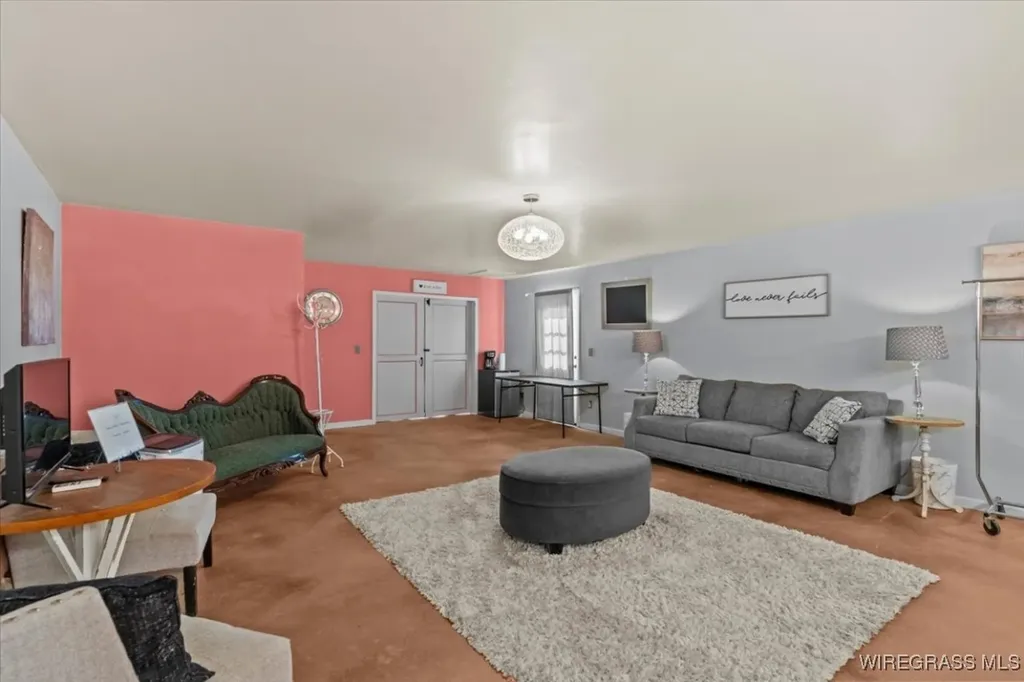 9 County Road 517 Elba AL 36323