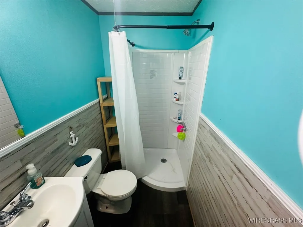 305 E Riverside Avenue Geneva AL 36340