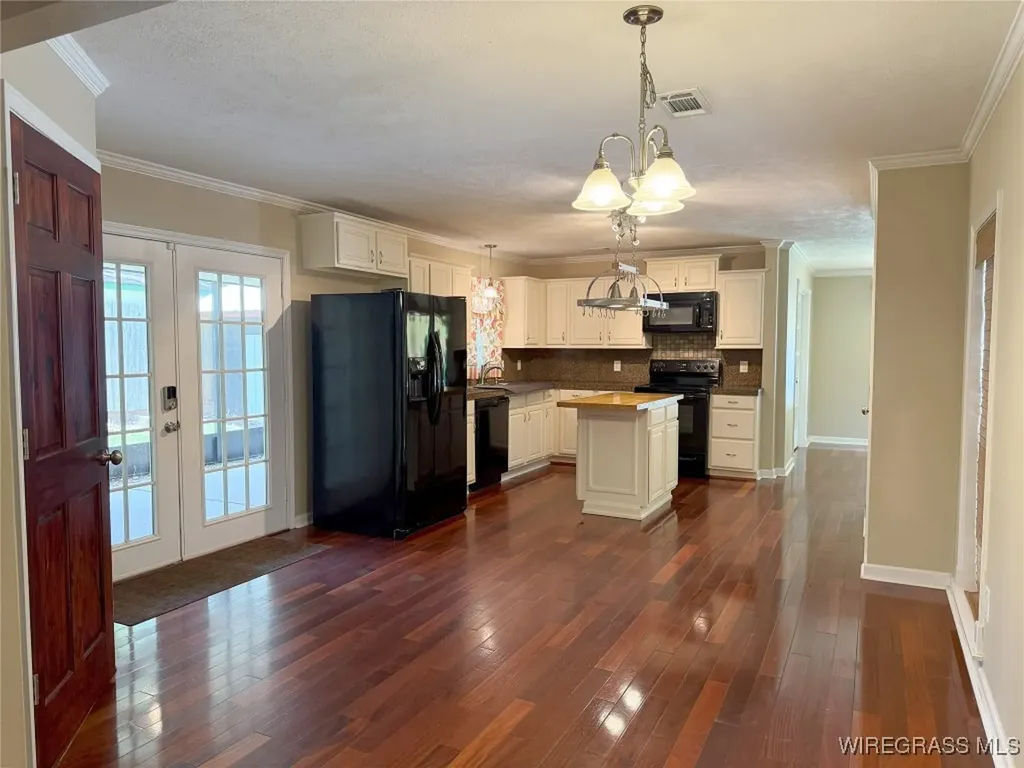 26 Goff Street Daleville AL 36330