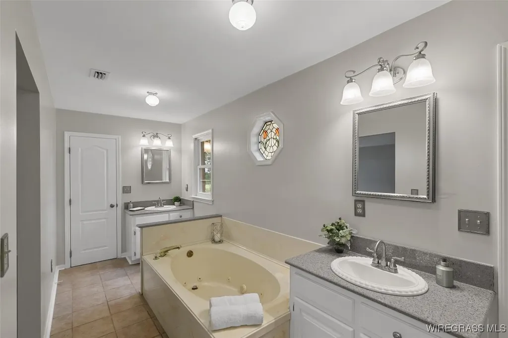 216 Private Road 1428 Enterprise AL 36330