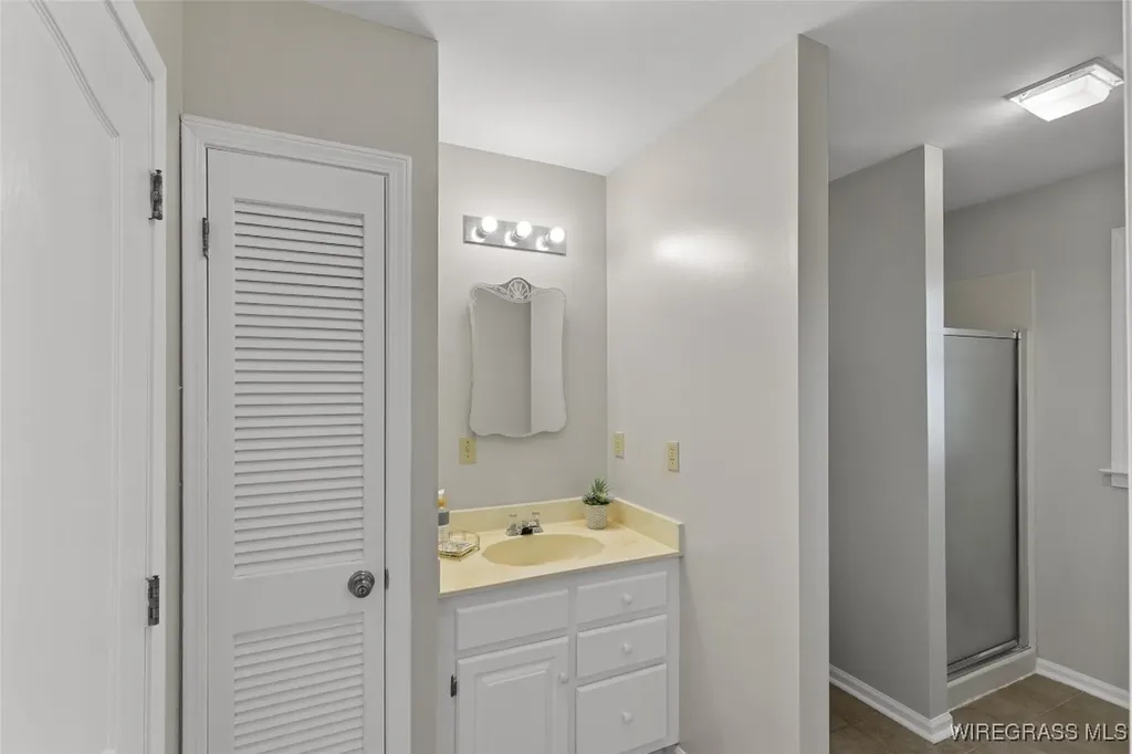 216 Private Road 1428 Enterprise AL 36330