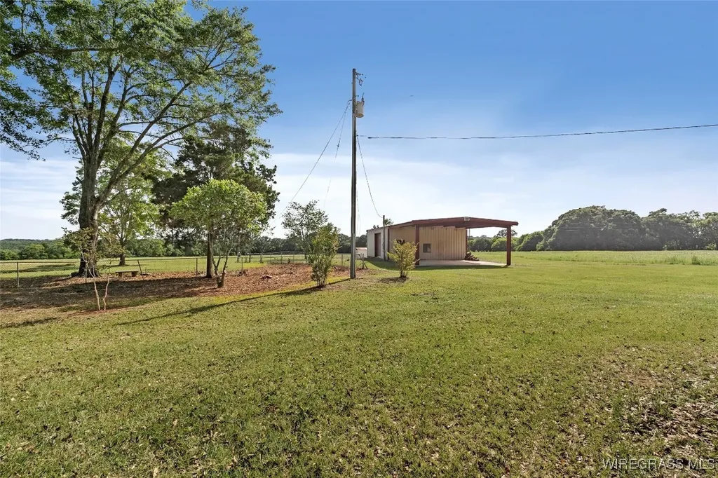 216 Private Road 1428 Enterprise AL 36330