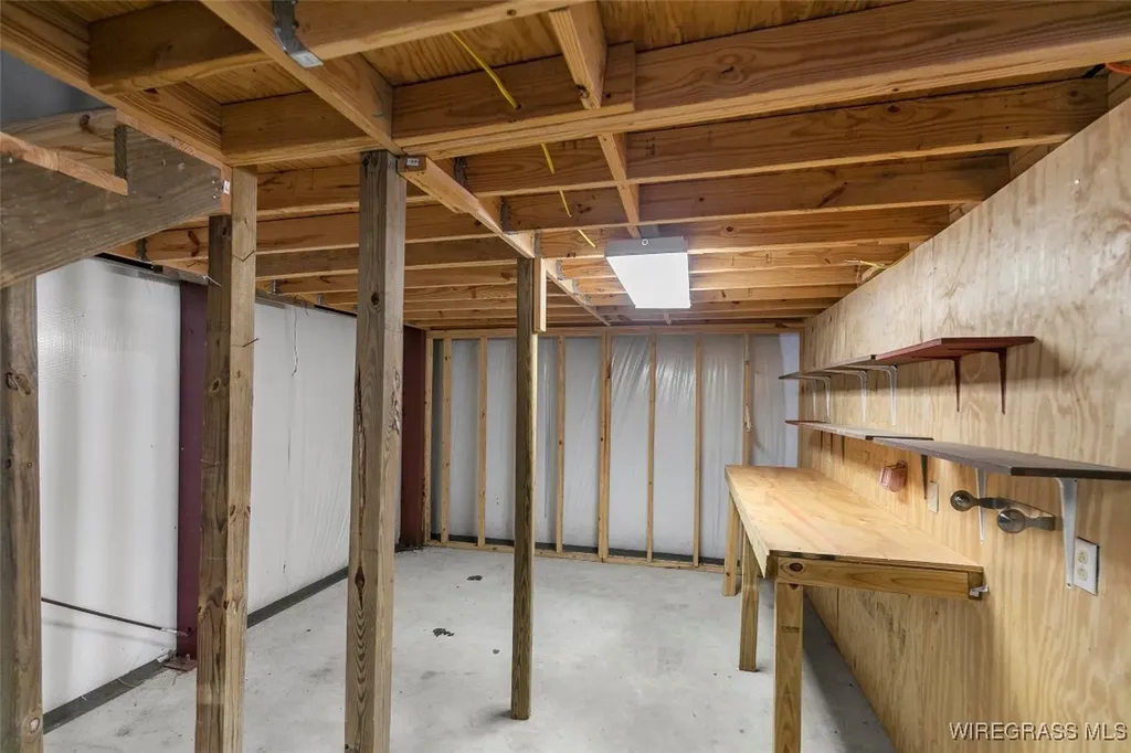 216 Private Road 1428 Enterprise AL 36330