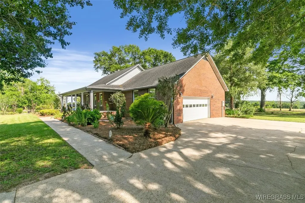 216 Private Road 1428 Enterprise AL 36330