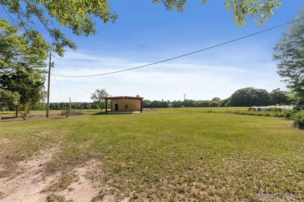 216 Private Road 1428 Enterprise AL 36330