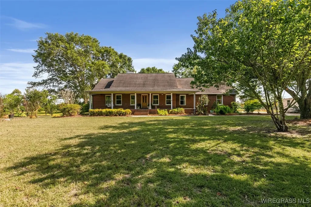 216 Private Road 1428 Enterprise AL 36330