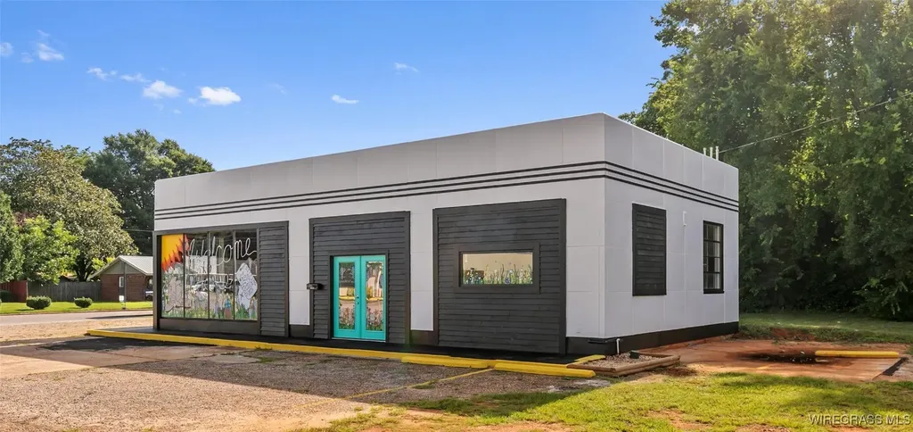 312 N Daleville Avenue Daleville AL 36322