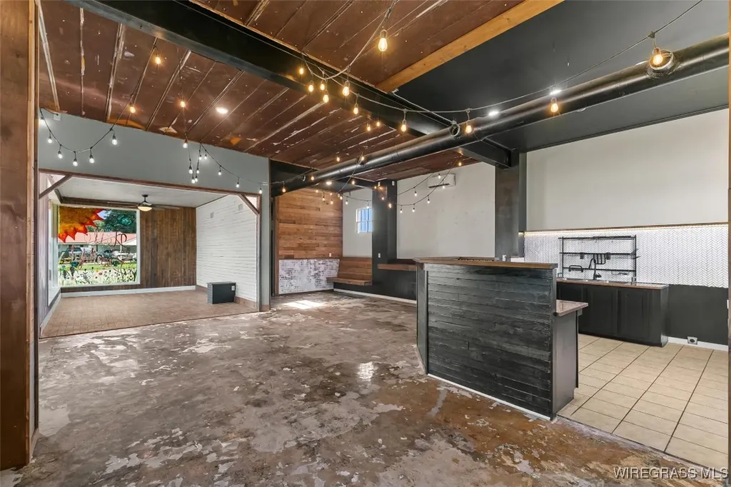 312 N Daleville Avenue Daleville AL 36322